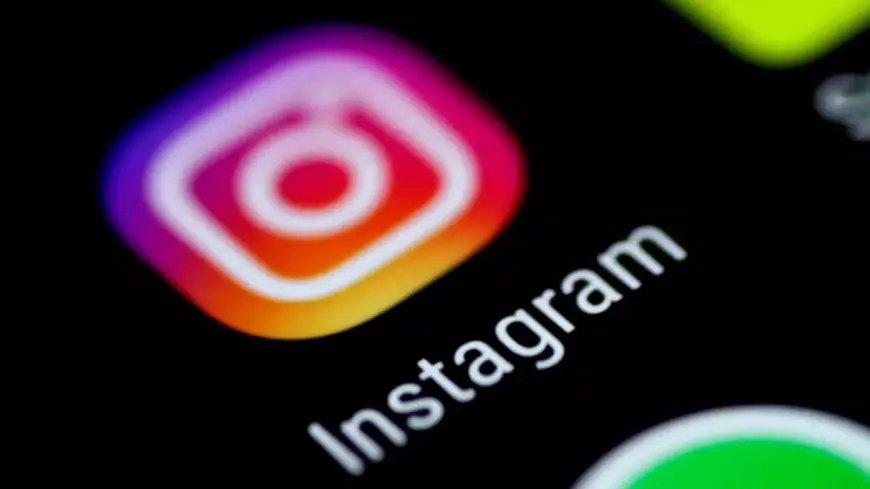 Bored people are here! Mini emoji game added to Instagram